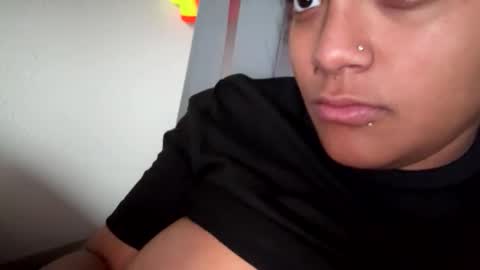 Snapshot of erixopsy chatting on December 21, 3:02 am erixopsy online show from December 21, 3:02 am