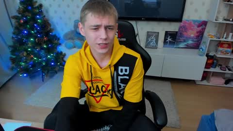 Snapshot of ermak_reborn chatting on January 6, 6:10 pm Max online show from January 6, 6:10 pm