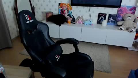 Snapshot of ermak_reborn chatting on February 13, 5:05 am Max online show from February 13, 5:05 am