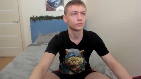 Snapshot of ermak_reborn chatting on March 4, 12:07 am Max online show from March 4, 12:07 am