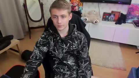 Snapshot of ermak_reborn chatting on November 25, 11:49 pm Max online show from November 25, 11:49 pm