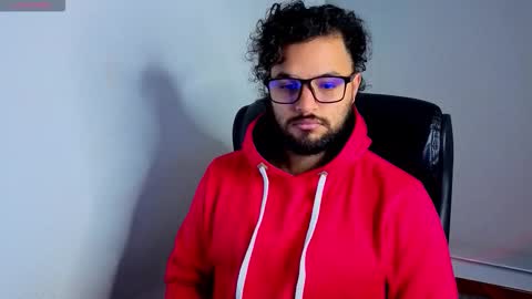 Snapshot of ernesto_rodriguez_82 chatting on October 17, 5:21 am ernesto rodriguez 82 online show from October 17, 5:21 am