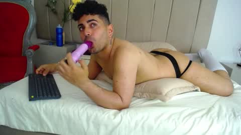 Eros Kai online show from October 18, 5:10 am