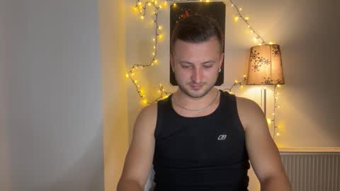 Snapshot of eroslane chatting on December 3, 7:34 pm eroslane online show from December 3, 7:34 pm