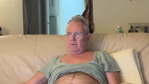 Snapshot of erostalk chatting on October 19, 11:49 pm eros online show from October 19, 11:49 pm
