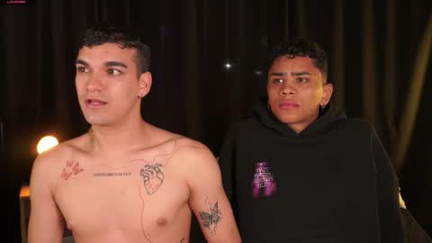 Snapshot of eroswild_ chatting on December 2, 4:18 am Eros Wild online show from December 2, 4:18 am