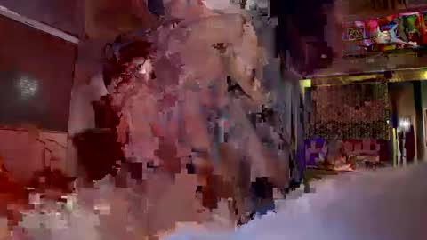 Snapshot of erotic_butterfly chatting on December 31, 3:12 am April online show from December 31, 3:12 am