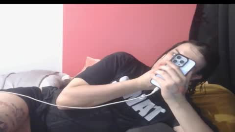 Snapshot of erotica_angel chatting on December 18, 1:00 am Nikki Erotica online show from December 18, 1:00 am