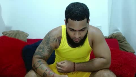 Snapshot of eroticoblack chatting on September 28, 2:17 am Eroticoblack online show from September 28, 2:17 am
