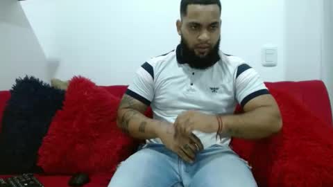 Snapshot of eroticoblack chatting on October 6, 2:20 am Eroticoblack online show from October 6, 2:20 am