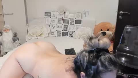 eroticsensualkitty4u online show from February 4, 7:31 pm