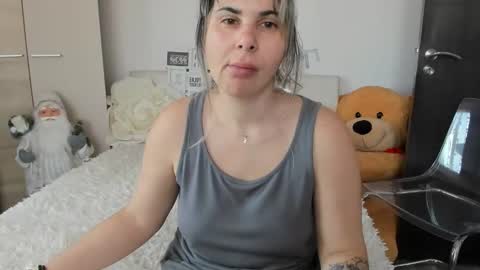 eroticsensualkitty4u online show from March 14, 7:58 am