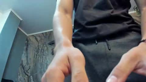 Eryon online show from September 9, 11:10 am