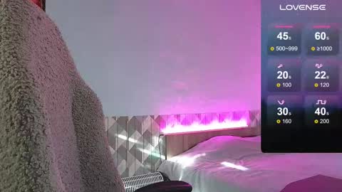 esajukyy online show from October 25, 5:04 am