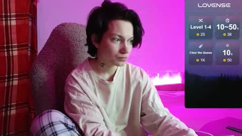 esajukyy online show from November 19, 10:26 am