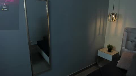 Escarlet online show from March 12, 11:49 am