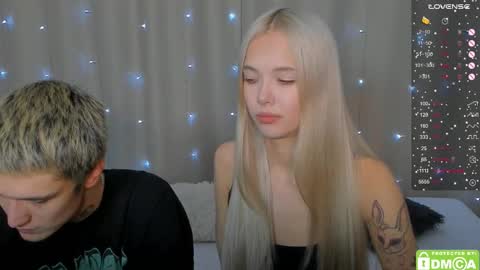 Snapshot of eshcka chatting on December 15, 1:26 pm Megan and Brad online show from December 15, 1:26 pm