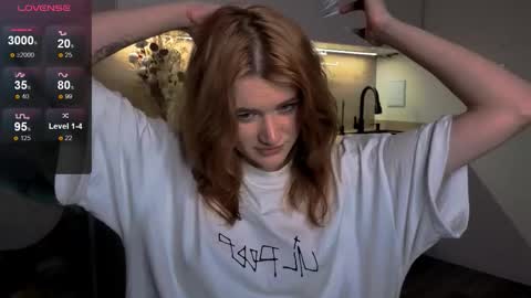 EshleGreen online show from March 8, 10:35 pm