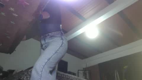 Eskela911 online show from January 25, 1:54 am