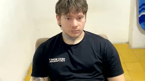 eskol212 online show from February 26, 5:23 pm