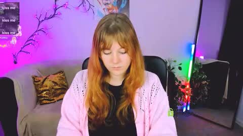 Snapshot of esma_shine chatting on September 25, 10:02 pm esma_shine online show from September 25, 10:02 pm