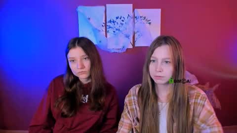 Snapshot of esme_moore_ chatting on October 30, 9:55 am esme_moore_ online show from October 30, 9:55 am