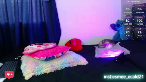 Esme Caldwel online show from November 17, 6:24 pm