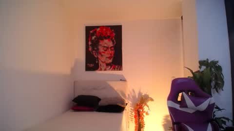 Esmeralda online show from October 28, 8:33 pm