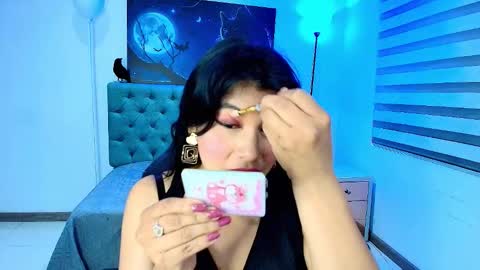 Esmeralda  online show from November 11, 11:32 am