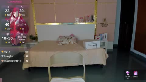 Snapshot of esmeraldalindsey chatting on January 23, 10:01 am ESMERALDA online show from January 23, 10:01 am