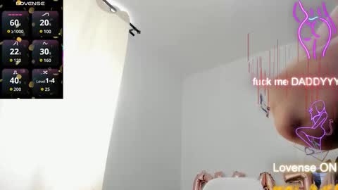 Esmeralda online show from February 24, 8:18 pm