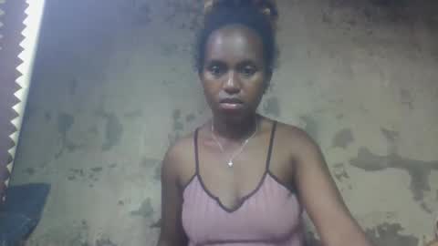 Snapshot of estanie chatting on September 27, 7:46 am estanie online show from September 27, 7:46 am