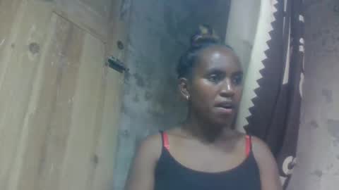 Snapshot of estanie chatting on October 4, 7:01 pm estanie online show from October 4, 7:01 pm