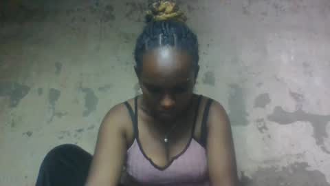 Snapshot of estanie chatting on October 10, 10:09 pm estanie online show from October 10, 10:09 pm