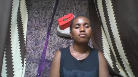 Snapshot of estanie chatting on October 16, 6:53 pm estanie online show from October 16, 6:53 pm