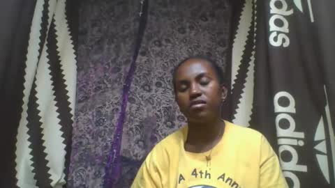 Snapshot of estanie chatting on October 26, 7:20 pm estanie online show from October 26, 7:20 pm