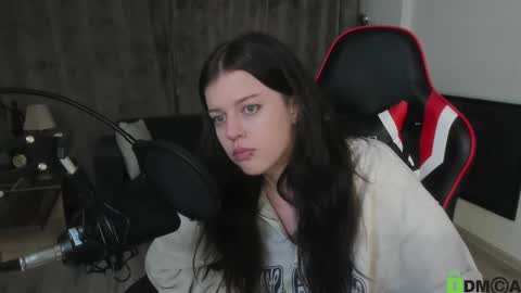 esteria online show from January 3, 2:54 am