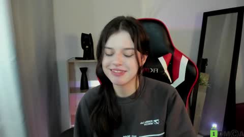 esteria online show from January 18, 9:45 pm