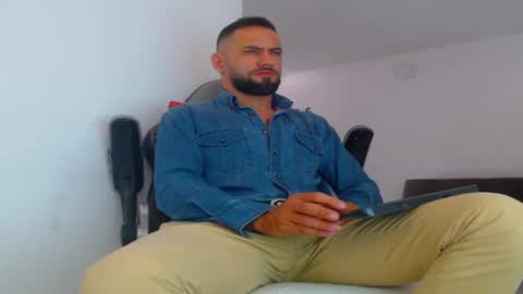 esteban online show from September 26, 3:38 pm