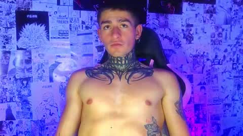 Esteban independent model online show from March 11, 7:03 am