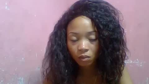 Snapshot of estelah20 chatting on September 15, 6:13 am estelah20 online show from September 15, 6:13 am