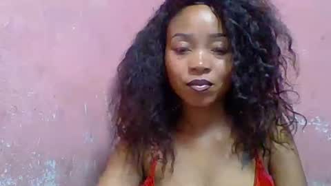 estelah20 online show from October 28, 1:47 pm