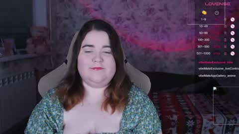 estelle_hicks online show from January 17, 6:44 pm