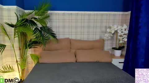 Snapshot of ester_rabin chatting on October 7, 7:38 am Ester online show from October 7, 7:38 am