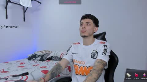 estivenvel online show from February 20, 2:30 am