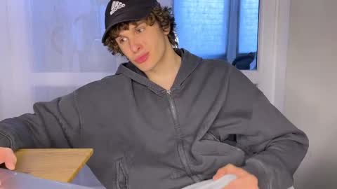 Alex online show from April 23, 4:31 pm