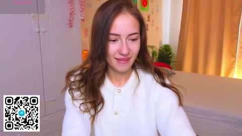 Snapshot of esyameglin chatting on September 17, 2:13 am esyameglin online show from September 17, 2:13 am