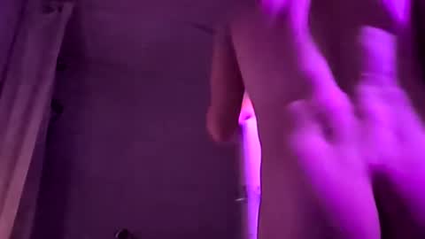 Snapshot of et528007 chatting on December 21, 12:12 pm et528007 online show from December 21, 12:12 pm