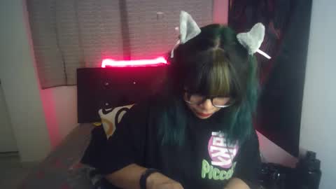 Snapshot of eta_carinae6 chatting on January 18, 2:03 am eta_carinae6 online show from January 18, 2:03 am