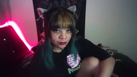 Snapshot of eta_carinae6 chatting on February 15, 6:33 am eta_carinae6 online show from February 15, 6:33 am